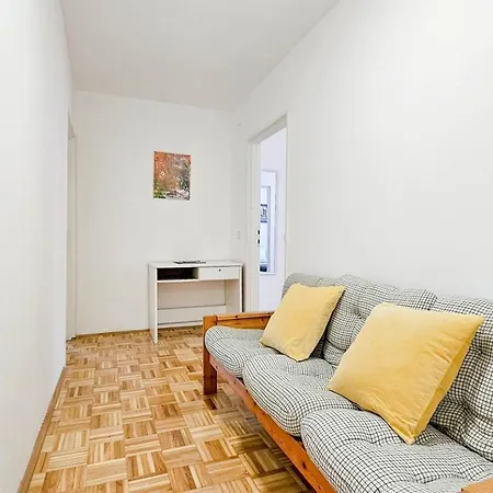 Flego 2 Apartmán *